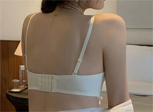 Soutien-gorge sans armatures en dentelle brodée et décolleté sensuel pour femme - Maison Rose